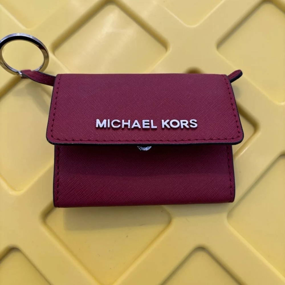 MICHAEL KORS Scarlet Wallet